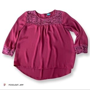 Pssst L maroon top with cut out detail